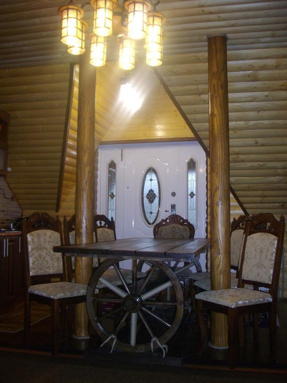 Sadyba Gostynniy Dvir Ізки Екстер'єр фото
